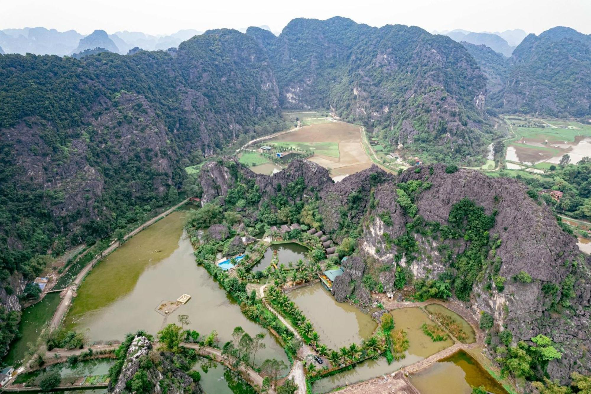 Отель Fairy Mountain Retreat Ниньбинь Экстерьер фото